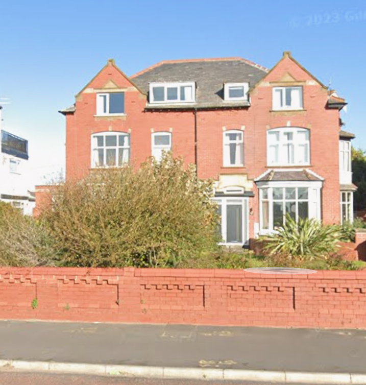 Clifton Drive North FY8 2PS Lytham St Annes Β· Flat